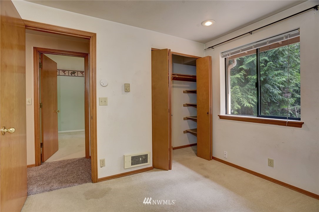 23954 Stottlemeyer Road Northeast Poulsbo, WA 98370 - Photo 19 of 25 Gallery Image 19