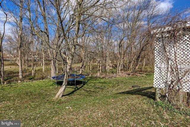 1689 Pioneer Road Lancaster, PA 17602 - Photo 29 of 31 Gallery Image 29