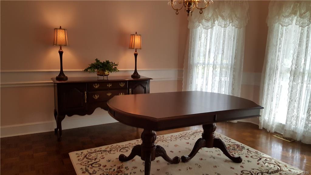 616 Raintree Drive Matthews, NC 28104 - Photo 8 of 24 Gallery Image 8