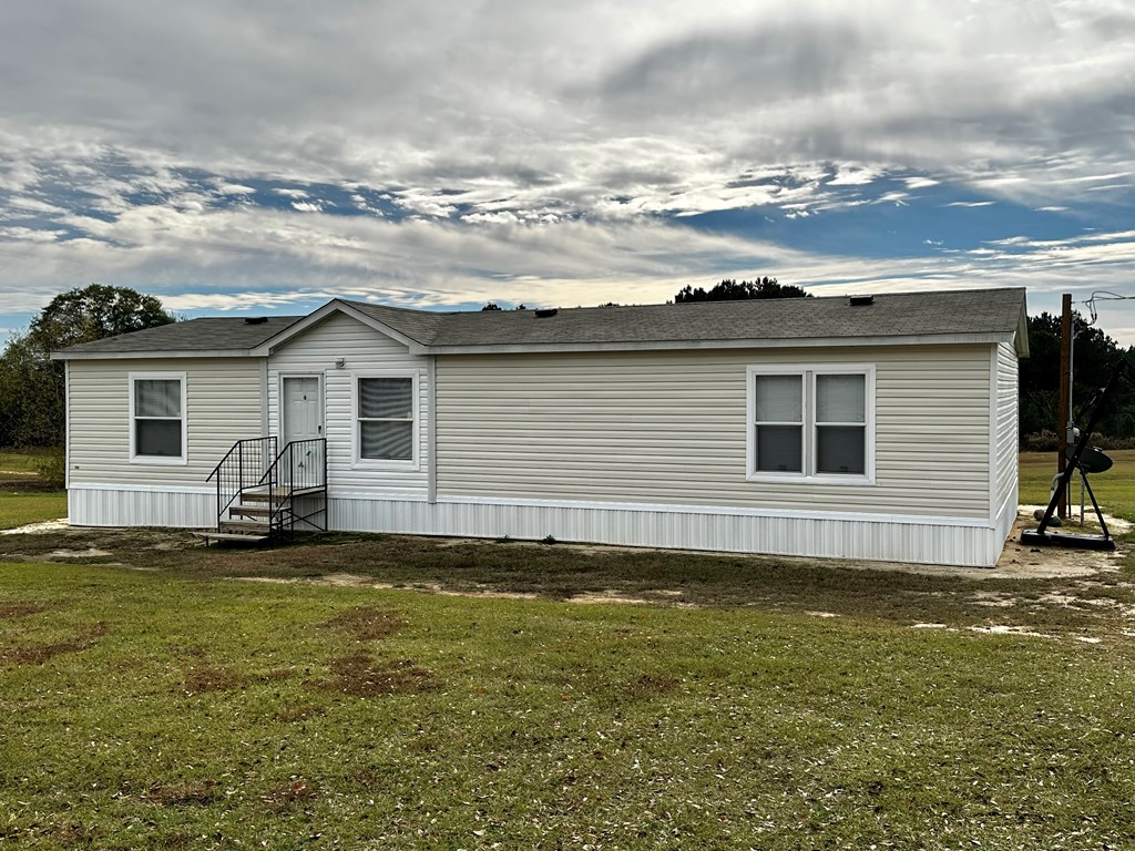 1232 Old Hartford Road Hartford, AL 36344 - Photo 27 of 37 Gallery Image 27