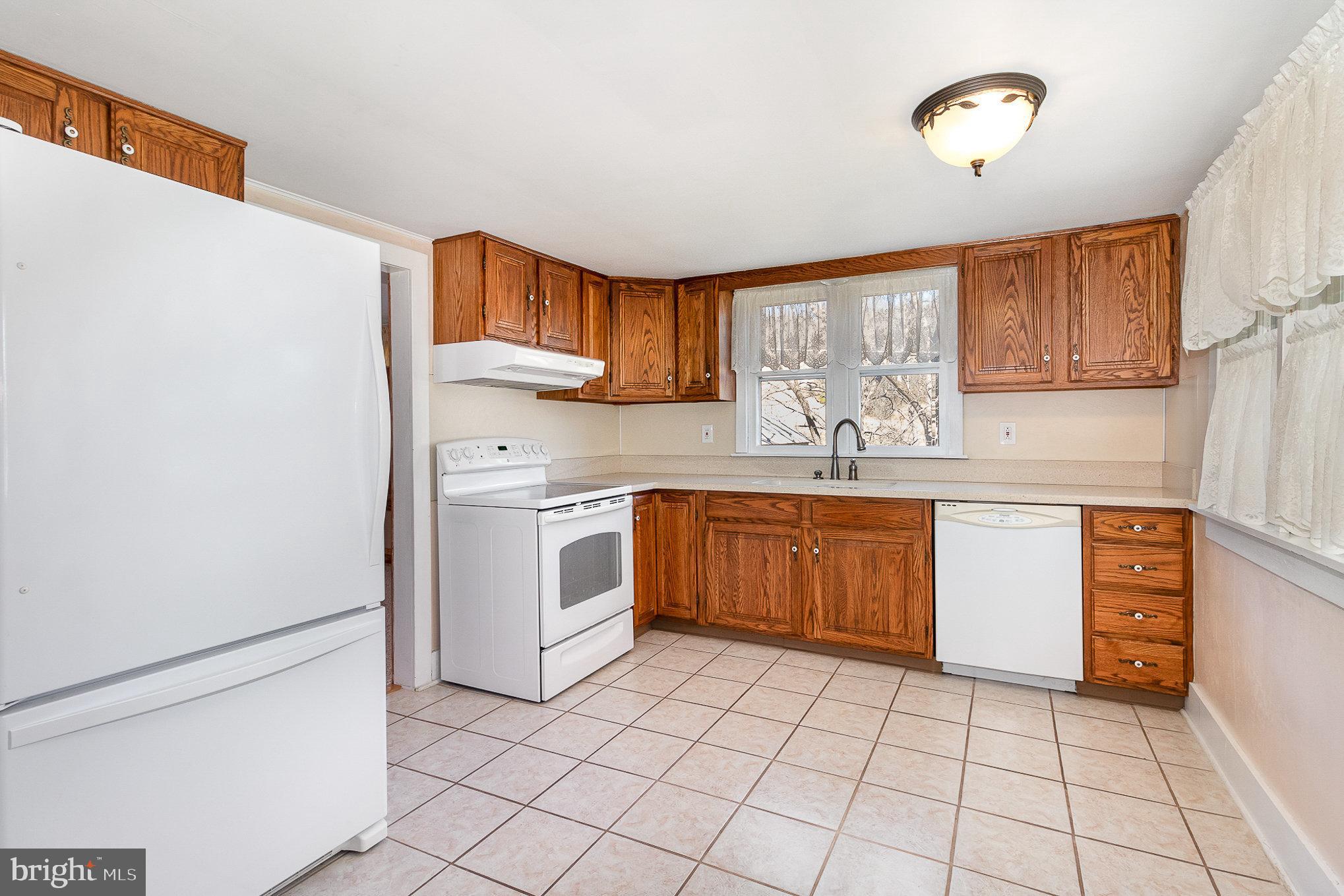 6200 Spring Road Shermans Dale, PA 17090 - Photo 12 of 39 Gallery Image 12