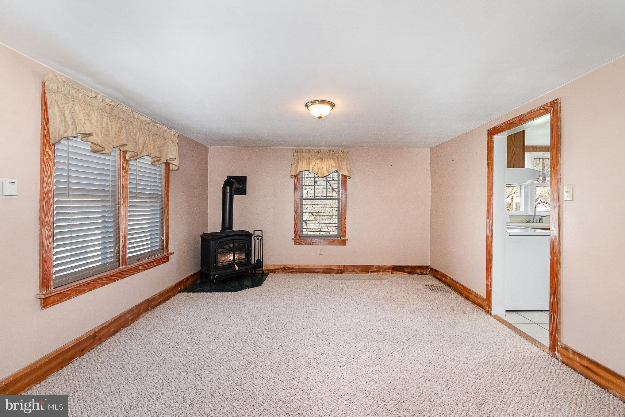 6200 Spring Road Shermans Dale, PA 17090 - Photo 9 of 39 Gallery Image 9