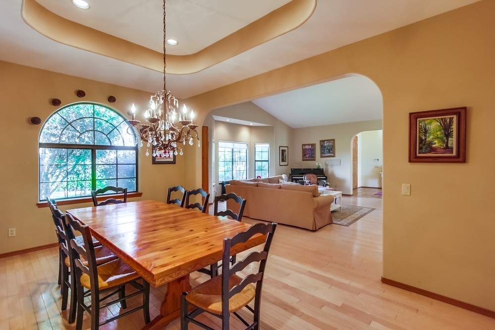 16055 Martincoit Road Poway, CA 92064 - Photo 8 of 25