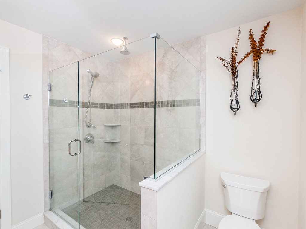 15 Margaret Road, Unit 1 Newton, MA 02461 - Photo 16 of 30