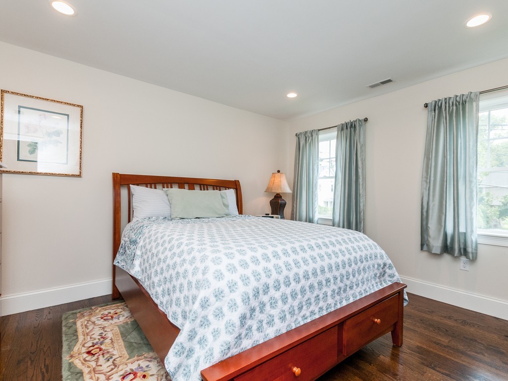 15 Margaret Road, Unit 1 Newton, MA 02461 - Photo 17 of 30