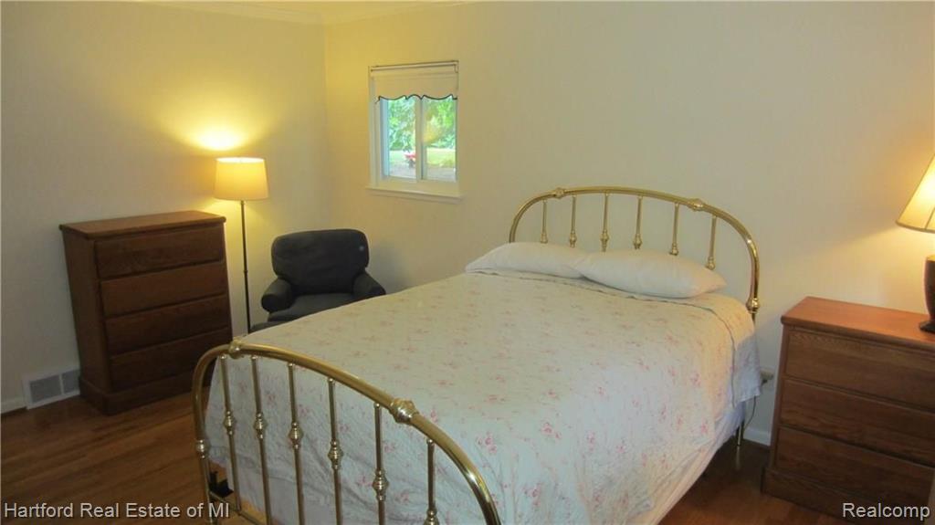 23655 Gill Road Farmington, MI 48335 - Photo 14 of 35