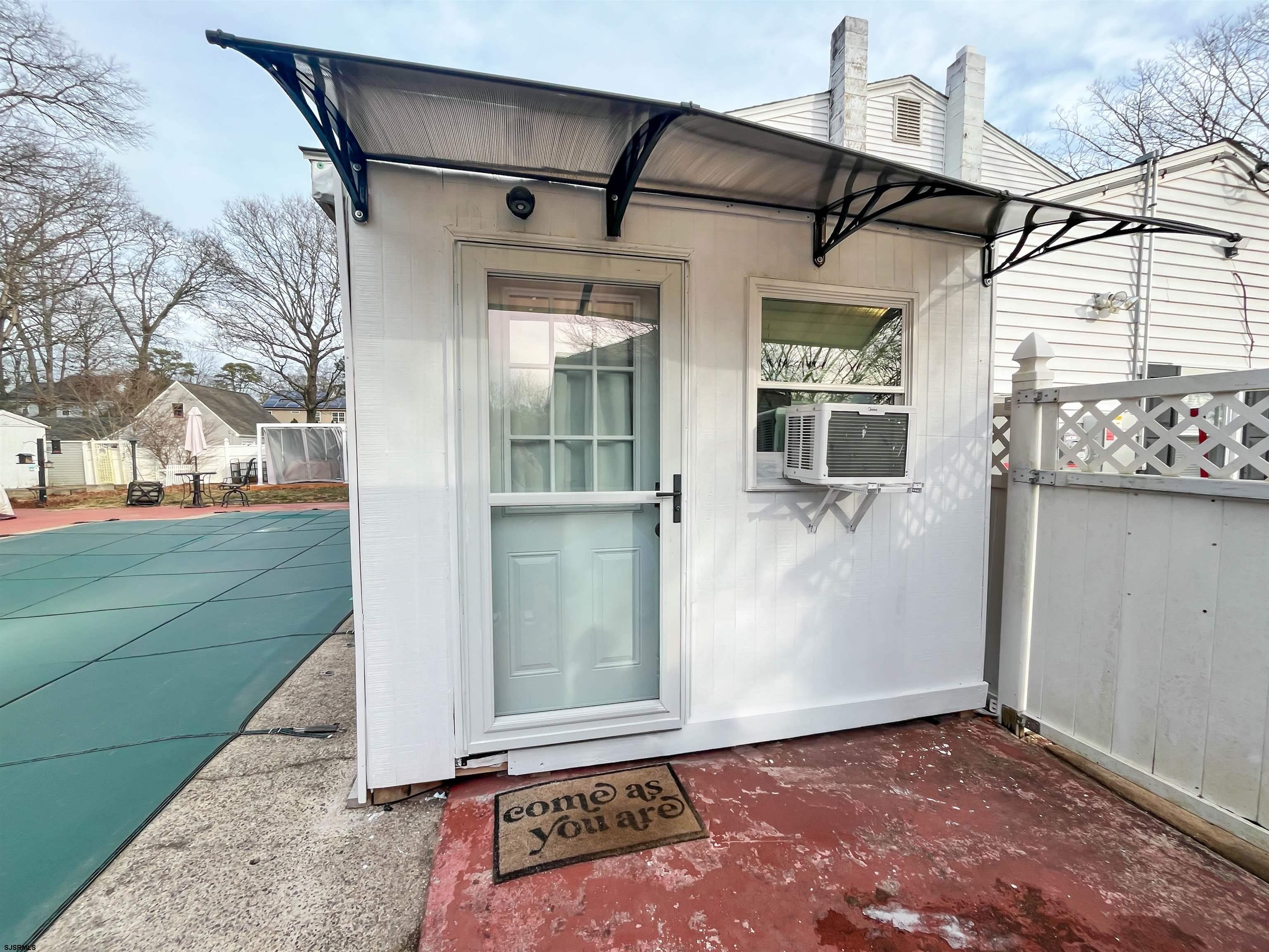 522 Zion Road Egg Harbor Township, NJ 08234 - Photo 32 of 42 a view of a door of the house