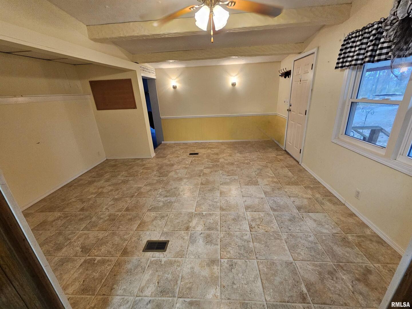 4248 Church Road Salem, IL 62881 - Photo 9 of 57