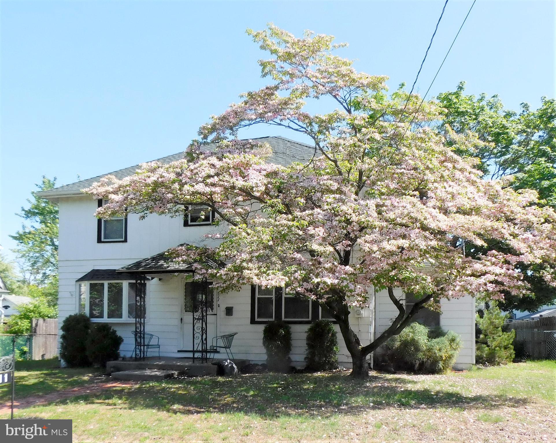 511 Heulings Avenue Riverside, NJ 08075 - Photo 1 of 39