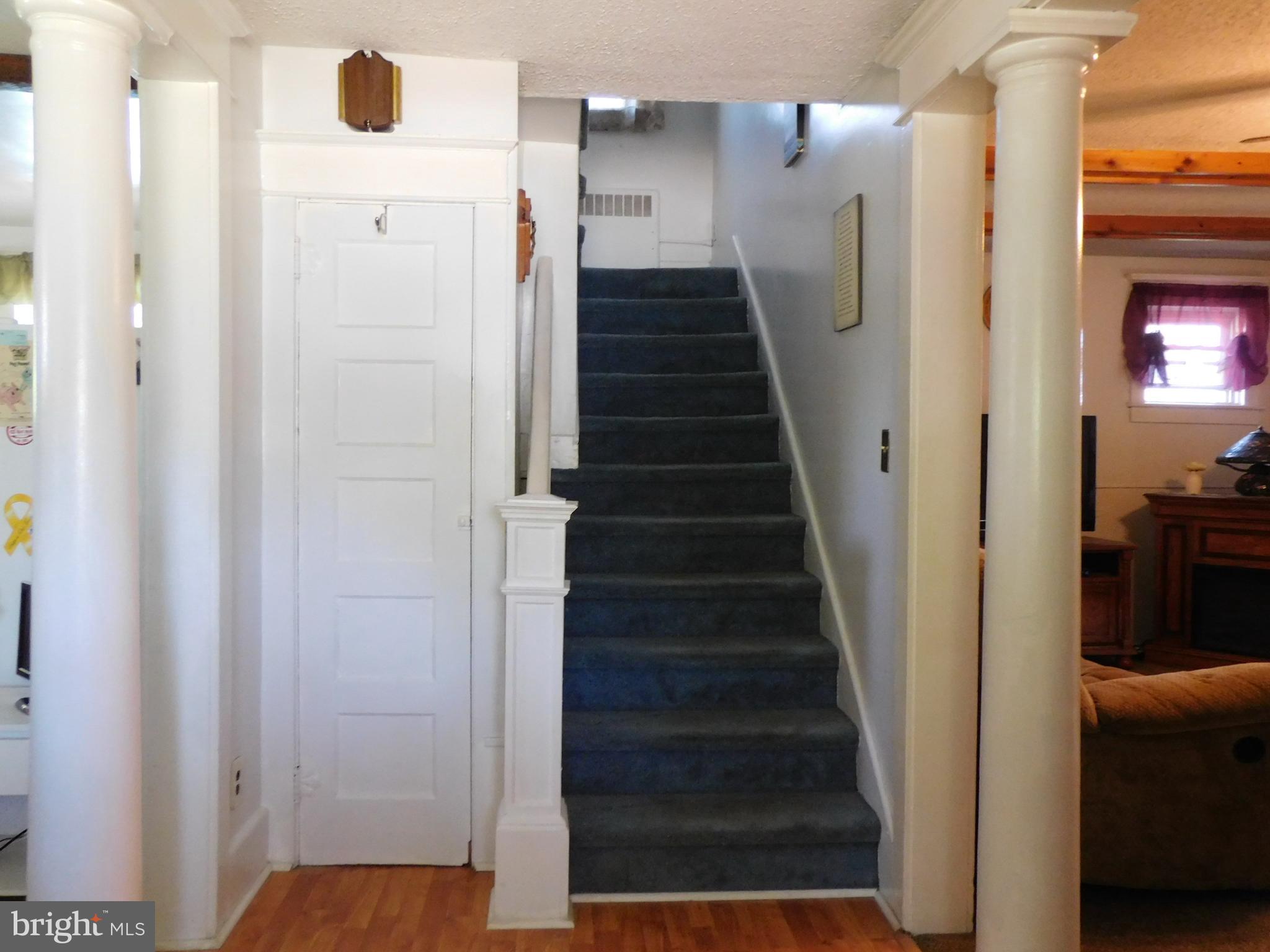 511 Heulings Avenue Riverside, NJ 08075 - Photo 21 of 39 stairway from vestibule