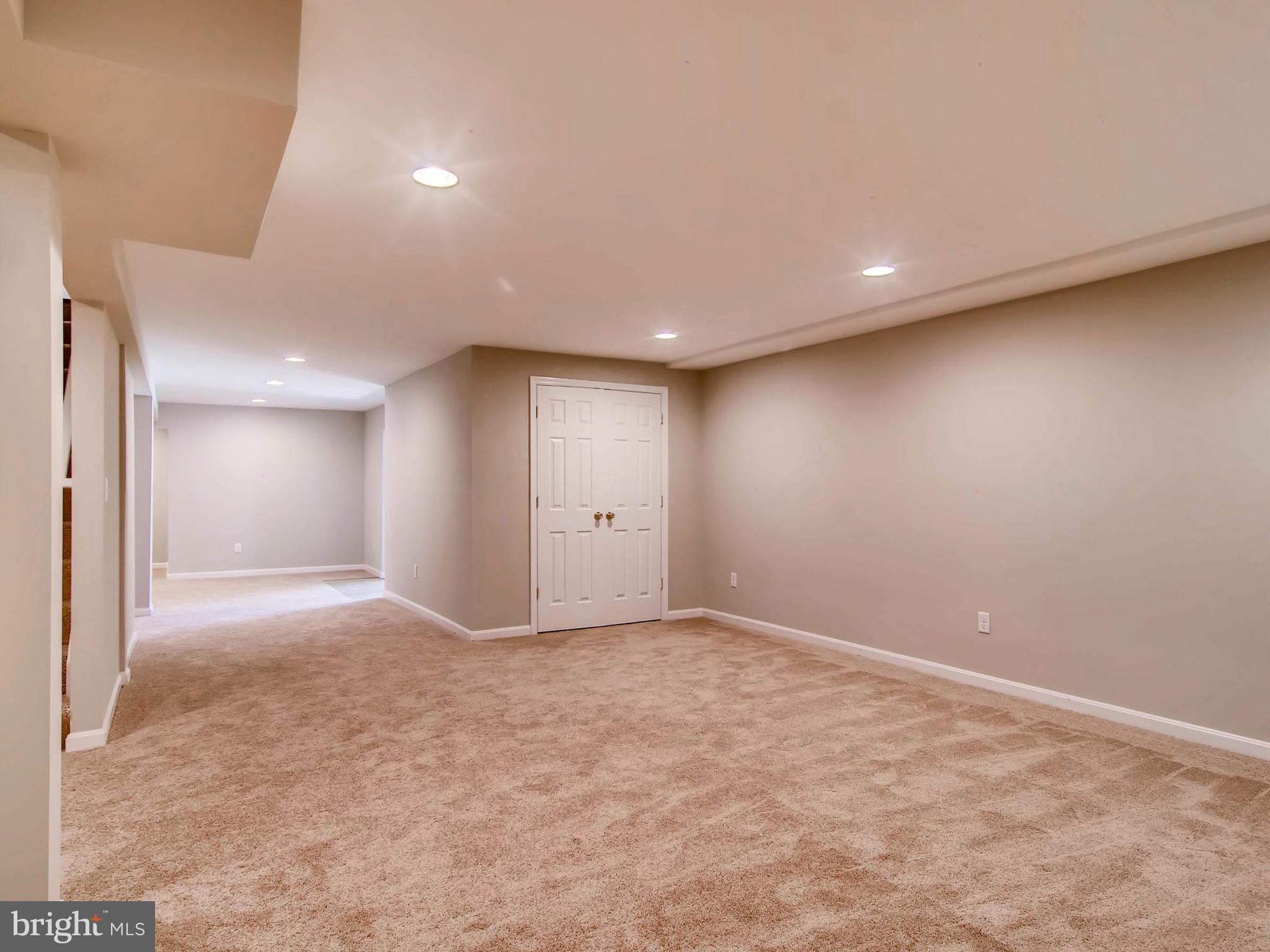 1606 Frederick Road Baltimore, MD 21228 - Photo 22 of 28 a view of an empty room
