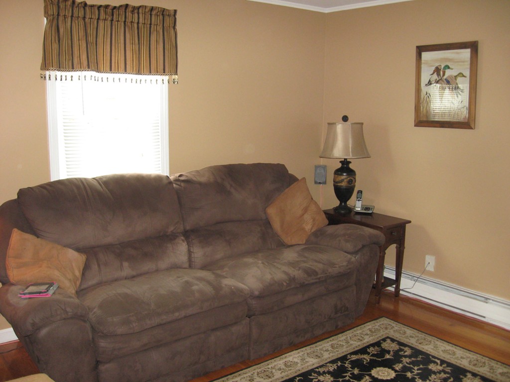 36 Holly Hill Road Springfield, MA 01119 - Photo 17 of 24 Gallery Image 17