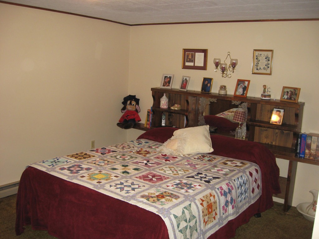36 Holly Hill Road Springfield, MA 01119 - Photo 21 of 24 Gallery Image 21
