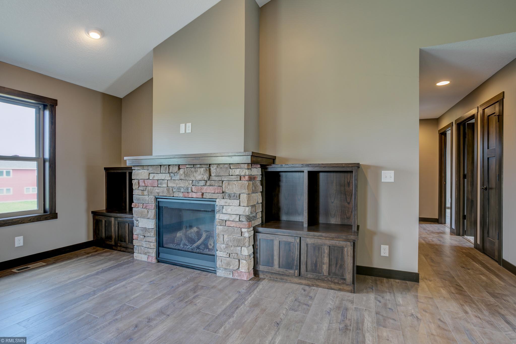 514 Prairie Road New Richmond, WI 54017 - Photo 19 of 39 Gallery Image 19