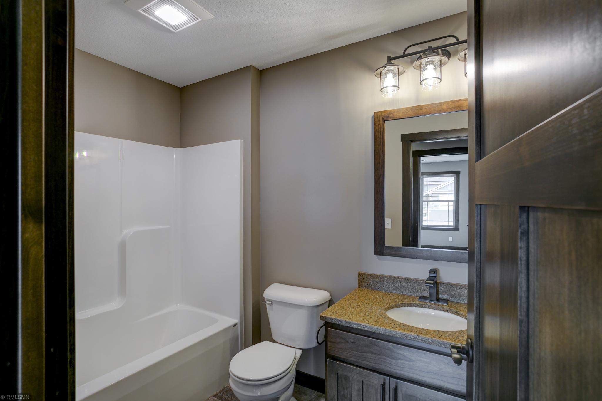 514 Prairie Road New Richmond, WI 54017 - Photo 25 of 39 Gallery Image 25