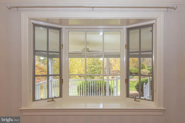 $835,000 | 21 Woods End Drive, Doylestown, PA 18902