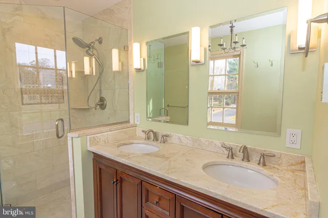 $835,000 | 21 Woods End Drive, Doylestown, PA 18902