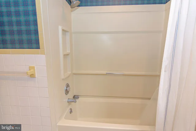 $835,000 | 21 Woods End Drive, Doylestown, PA 18902