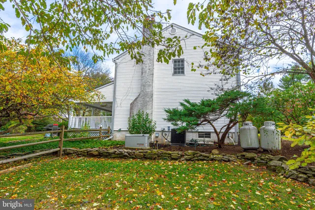 $835,000 | 21 Woods End Drive, Doylestown, PA 18902