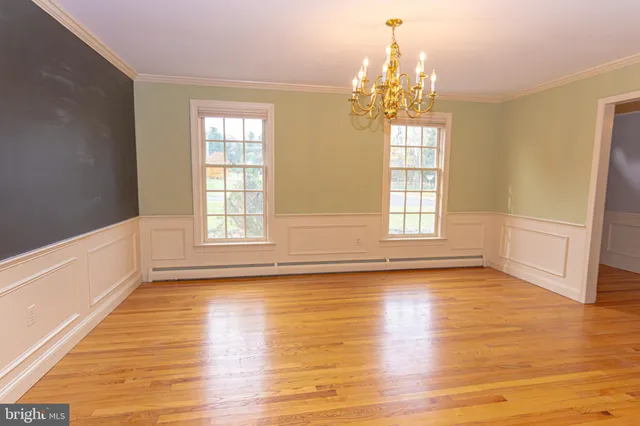 $835,000 | 21 Woods End Drive, Doylestown, PA 18902