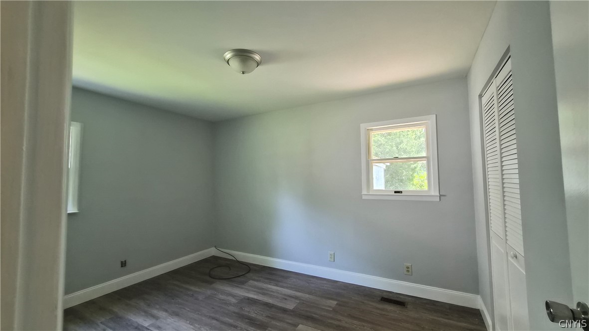 4246 Aurora Path Clay, NY 13090 - Photo 19 of 30 Bed 3