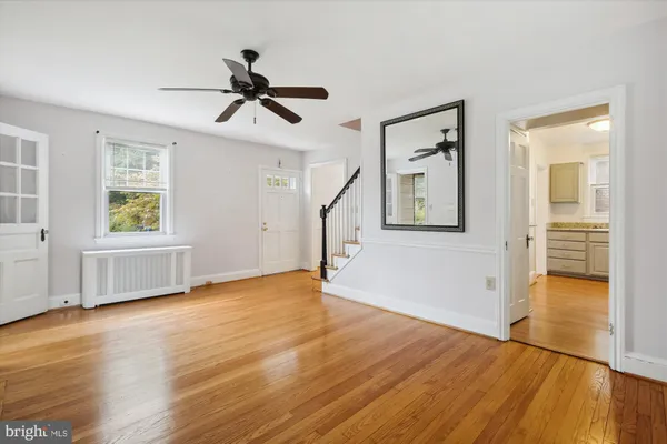 $3,750 | 619 South Garfield Street, Arlington, VA 22204