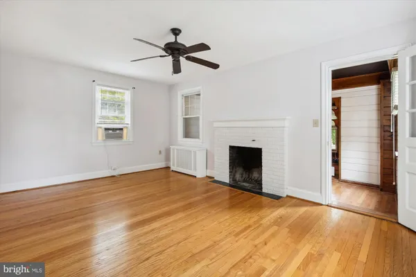 $3,750 | 619 South Garfield Street, Arlington, VA 22204