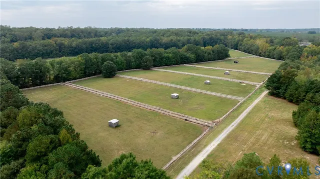 an aerial view of a tennis court