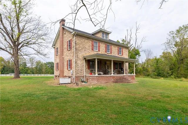 $2,500,000 | 17611 Rogers Clark Boulevard, Milford, VA 22514