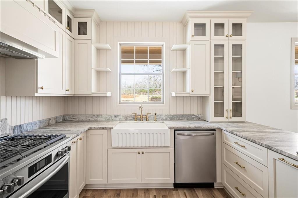 6022 Ben Parks Road Murrayville, GA 30564 - Photo 11 of 54