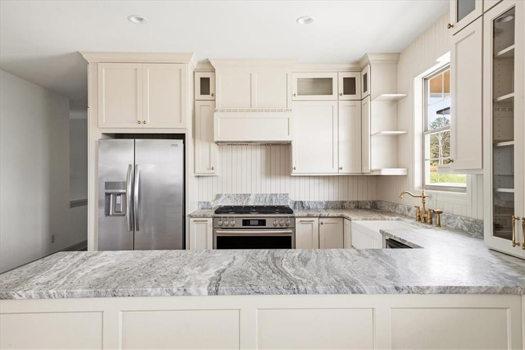 6022 Ben Parks Road Murrayville, GA 30564 - Photo 8 of 54