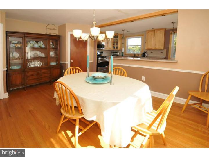 803 Rhawn Street Philadelphia, PA 19111 - Photo 7 of 20 Gallery Image 7
