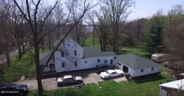 $2,250,000 | 59388 41st Street, Paw Paw, MI 49079