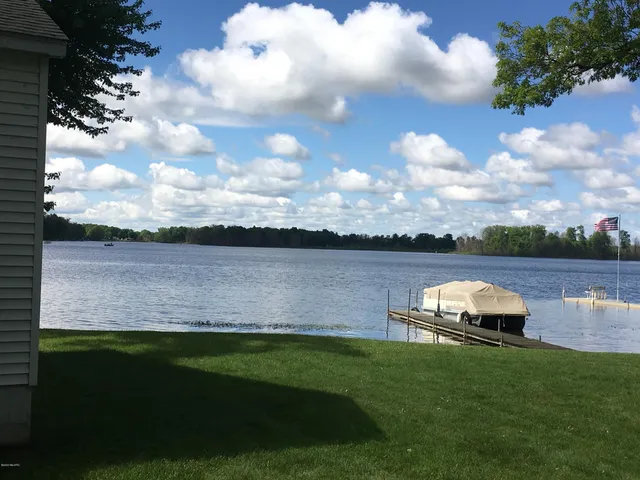 $2,250,000 | 59388 41st Street, Paw Paw, MI 49079