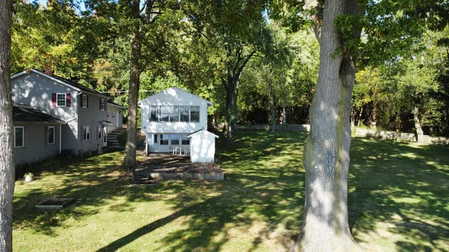 $2,250,000 | 59388 41st Street, Paw Paw, MI 49079