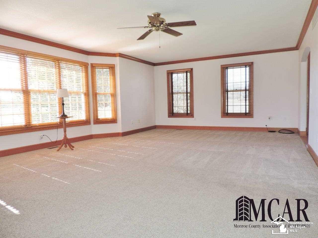 9536 Jackman Road Temperance, MI 48182 - Photo 9 of 44