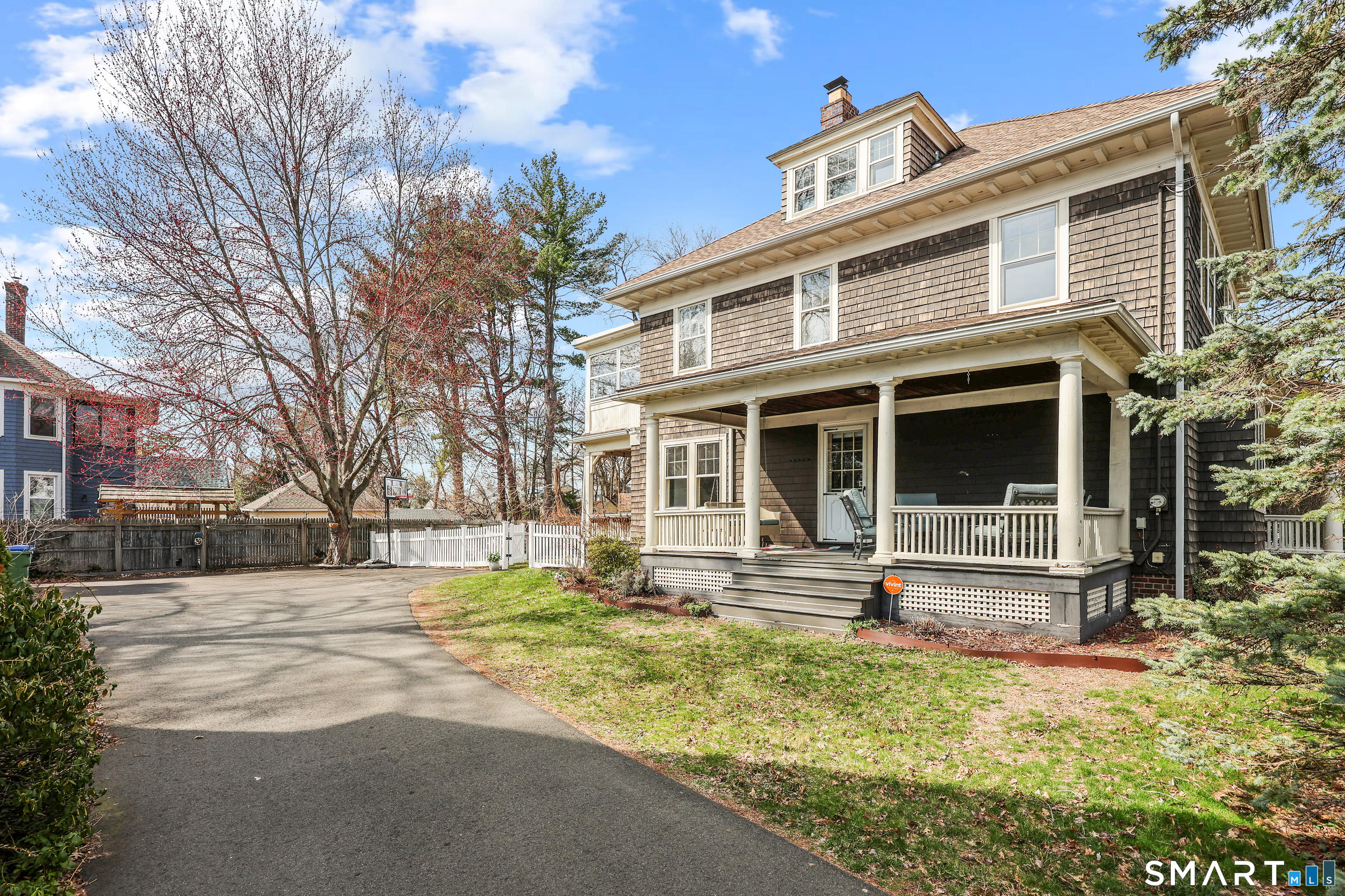1720 Whitney Avenue Hamden, CT 06517 - Photo 4 of 40