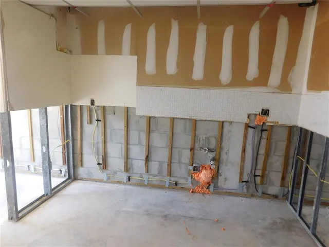 $150,000 | 4715 Bay Street Northeast, Unit 119, St. Petersburg, FL 33703