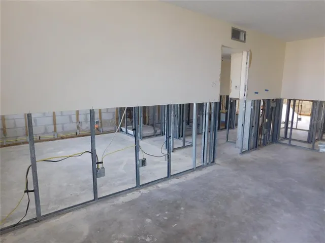 $150,000 | 4715 Bay Street Northeast, Unit 119, St. Petersburg, FL 33703