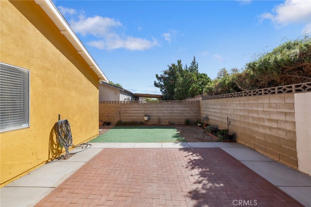638 Eston Place Lancaster, CA 93535 - Photo 35 of 44 a view of back yard of the house