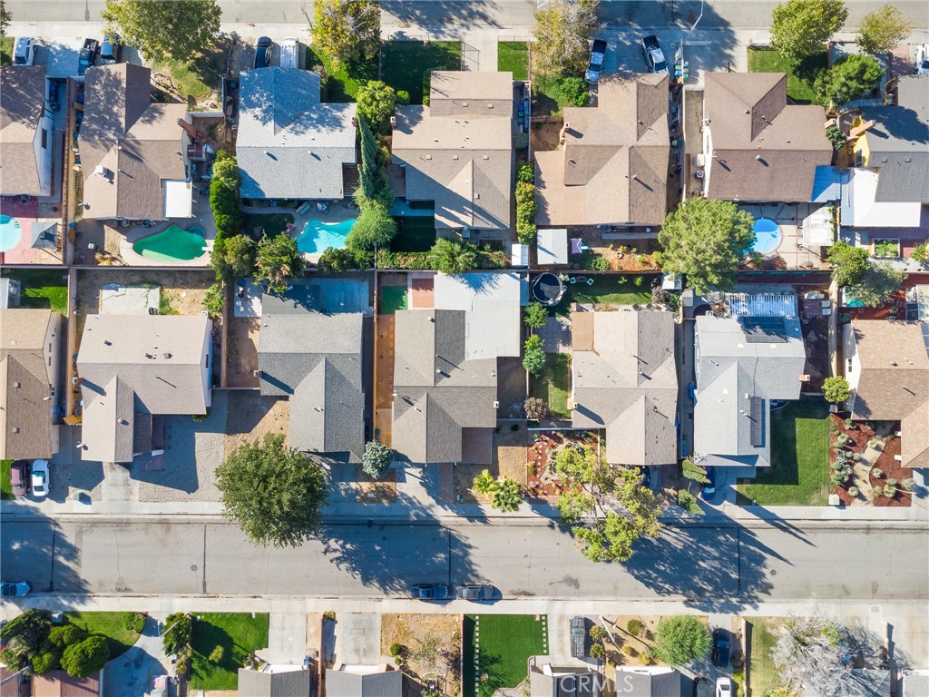 638 Eston Place Lancaster, CA 93535 - Photo 42 of 44 an aerial view of multiple house