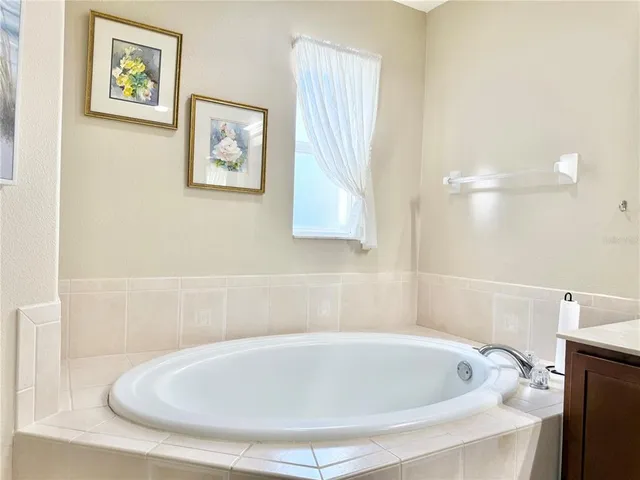 $290,000 | 3850 Serenade Lane, Unit 3850, Lakeland, FL 33811