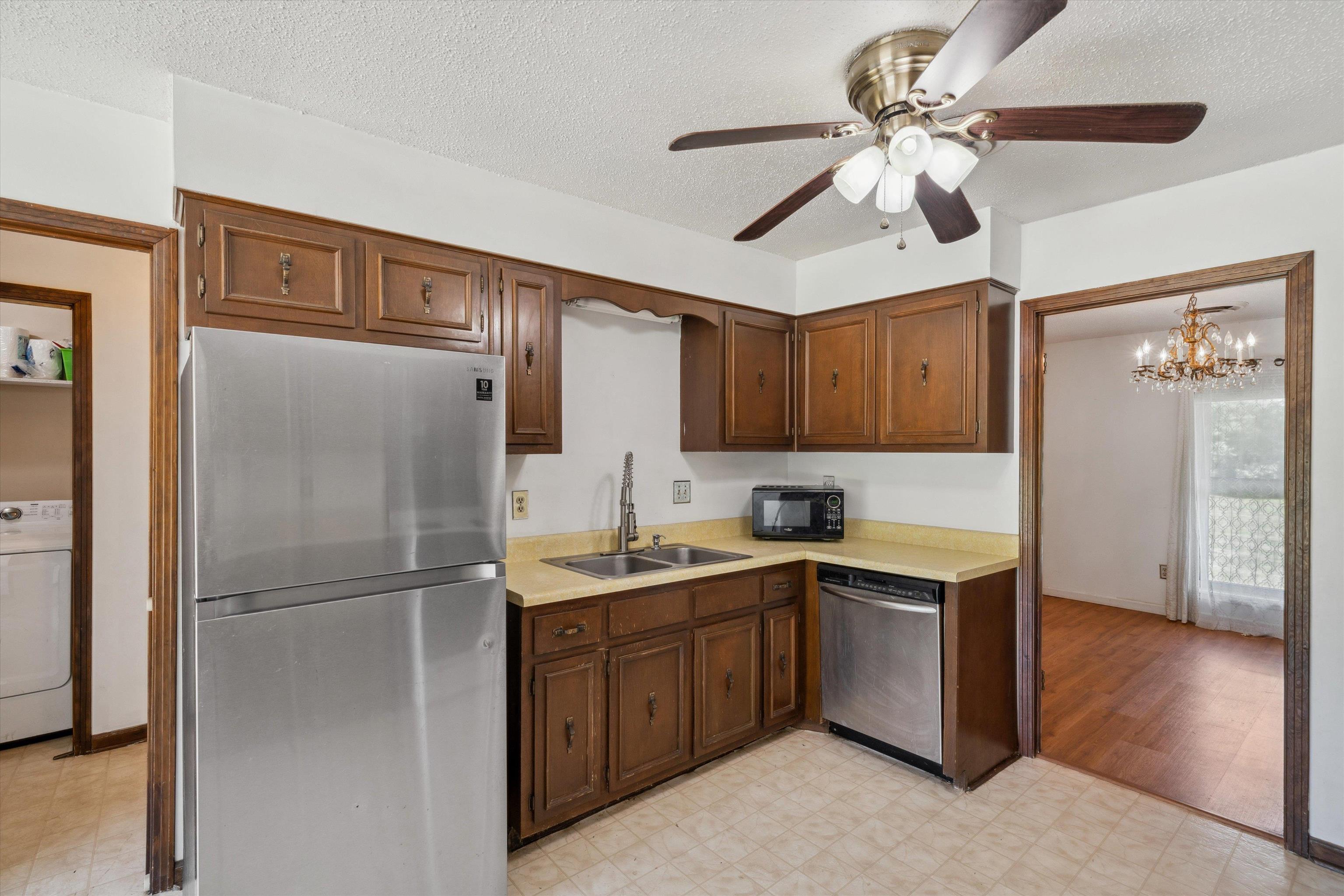 8783 Deadfall Road Millington, TN 38053 - Photo 4 of 27 Kitchen featuring stainless steel appliances