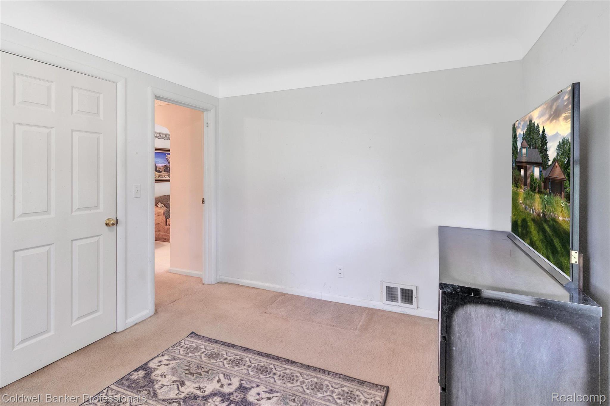 1292 Petts Road Fenton, MI 48430 - Photo 12 of 38 Gallery Image 12