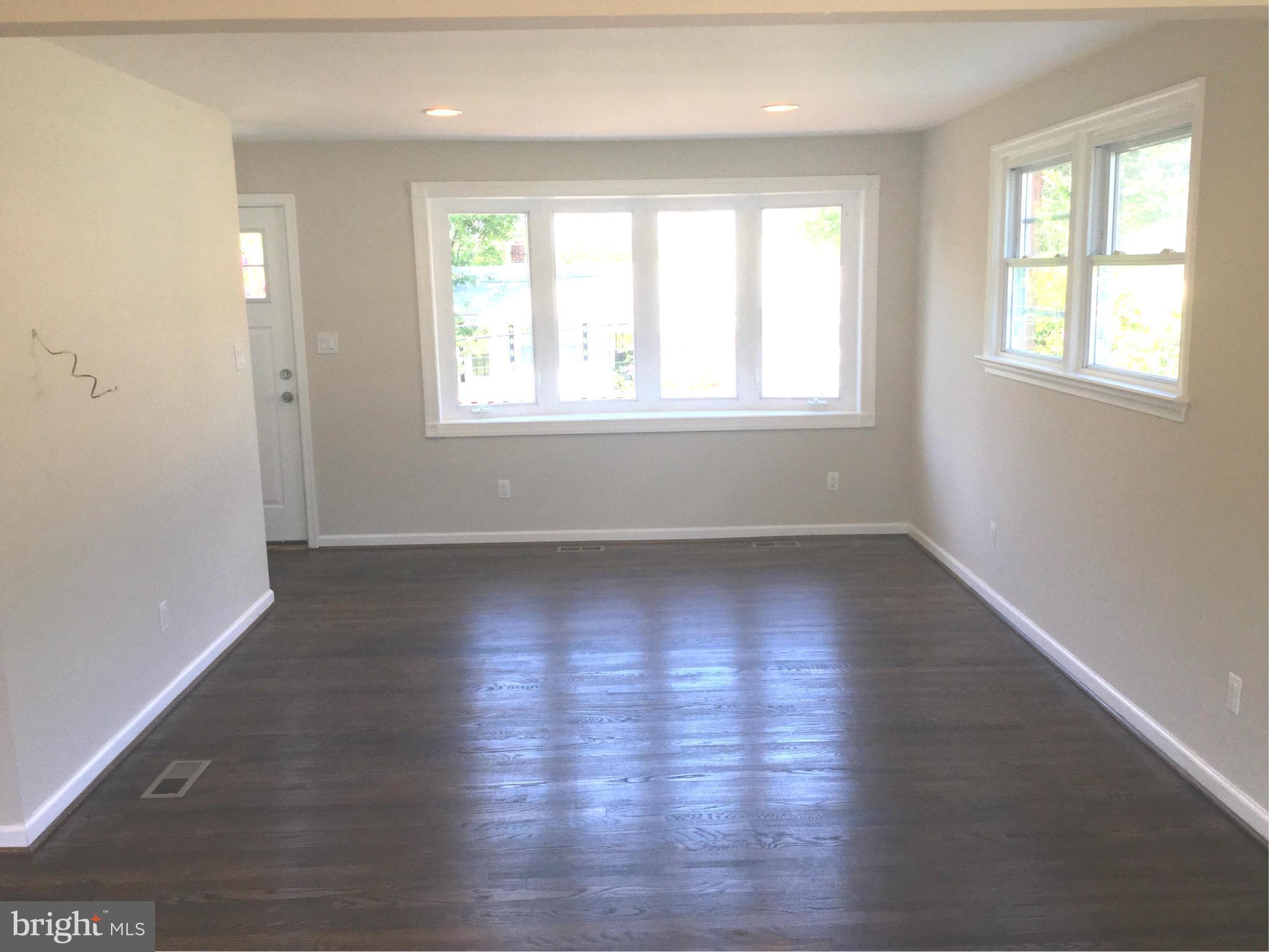 6107 Osborn Road Landover, MD 20785 - Photo 3 of 30 Living Room