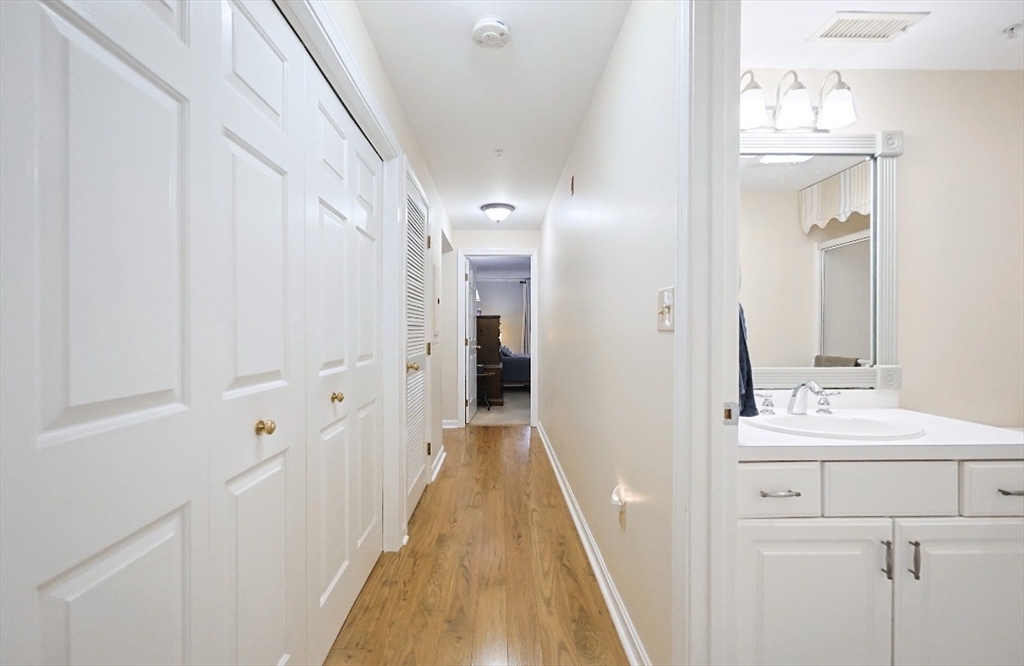 20-2 America Way, Unit 2 Salem, MA 01970 - Photo 22 of 34