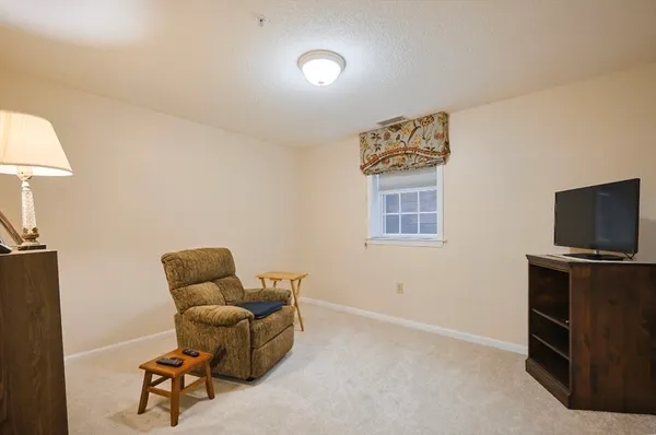 $468,888 | 20-2 America Way, Unit 2, Salem, MA 01970