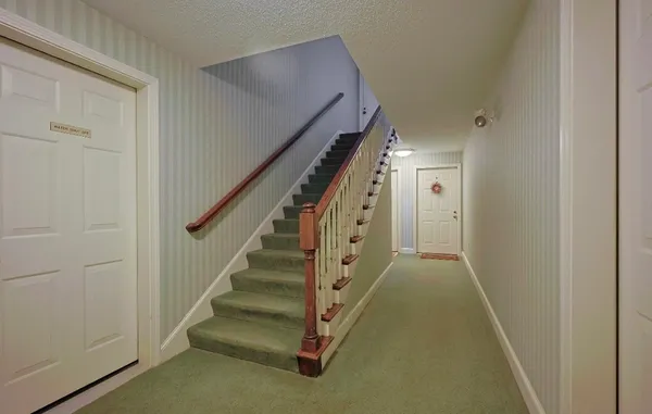 $468,888 | 20-2 America Way, Unit 2, Salem, MA 01970