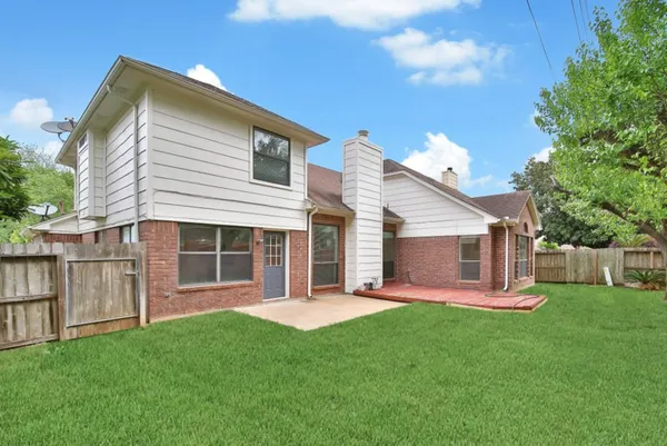 $2,450 | 6414 Oakburl Court, Sugar Land, TX 77479