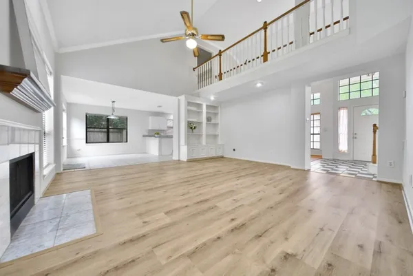 $2,450 | 6414 Oakburl Court, Sugar Land, TX 77479